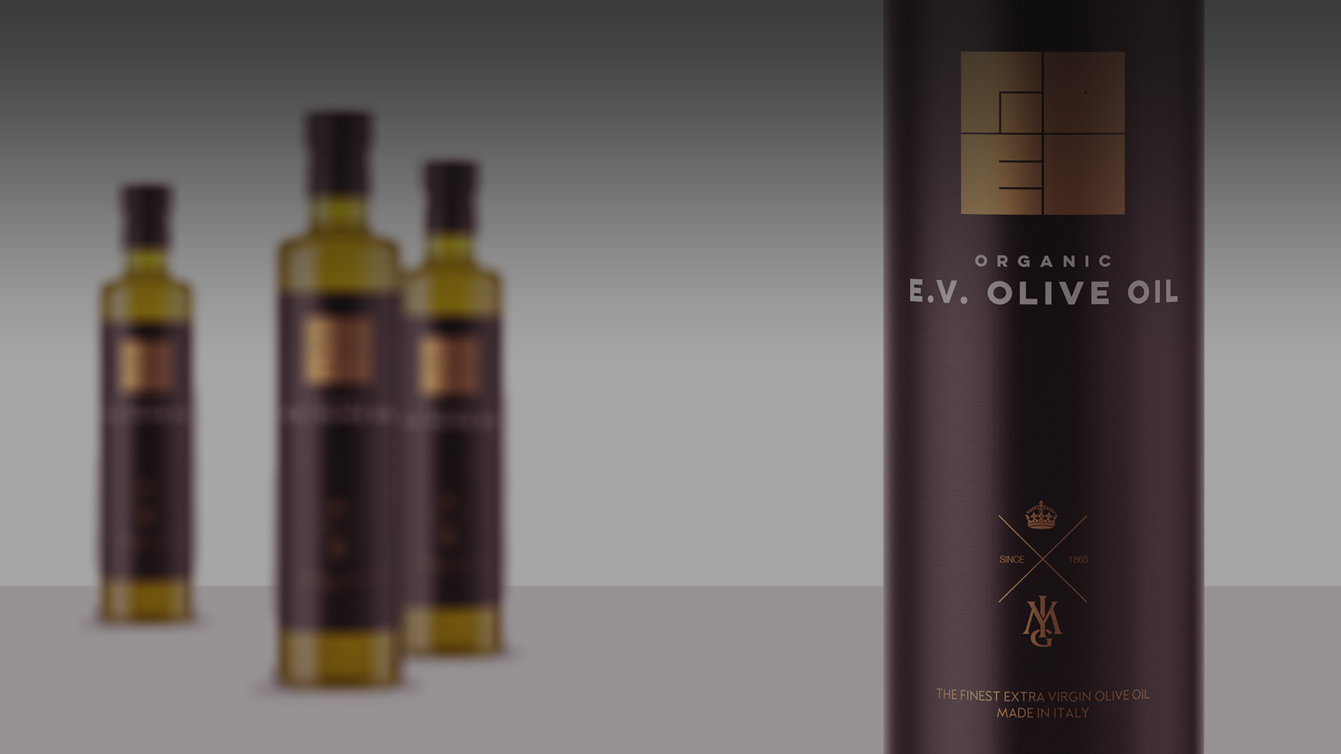 Olive oil label with gold pantone